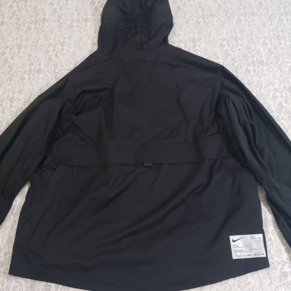 Mens Nike Black Active Jacket Size XXL - Picture 2 of 6